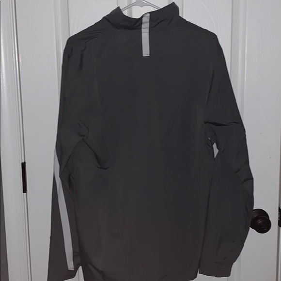 Under Armour quarter zip - Picture 4 of 4